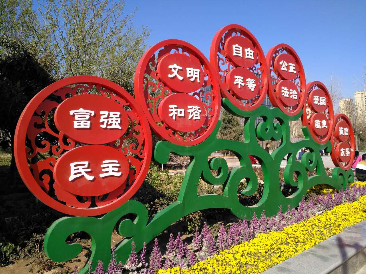 校园宣传栏有什么作用